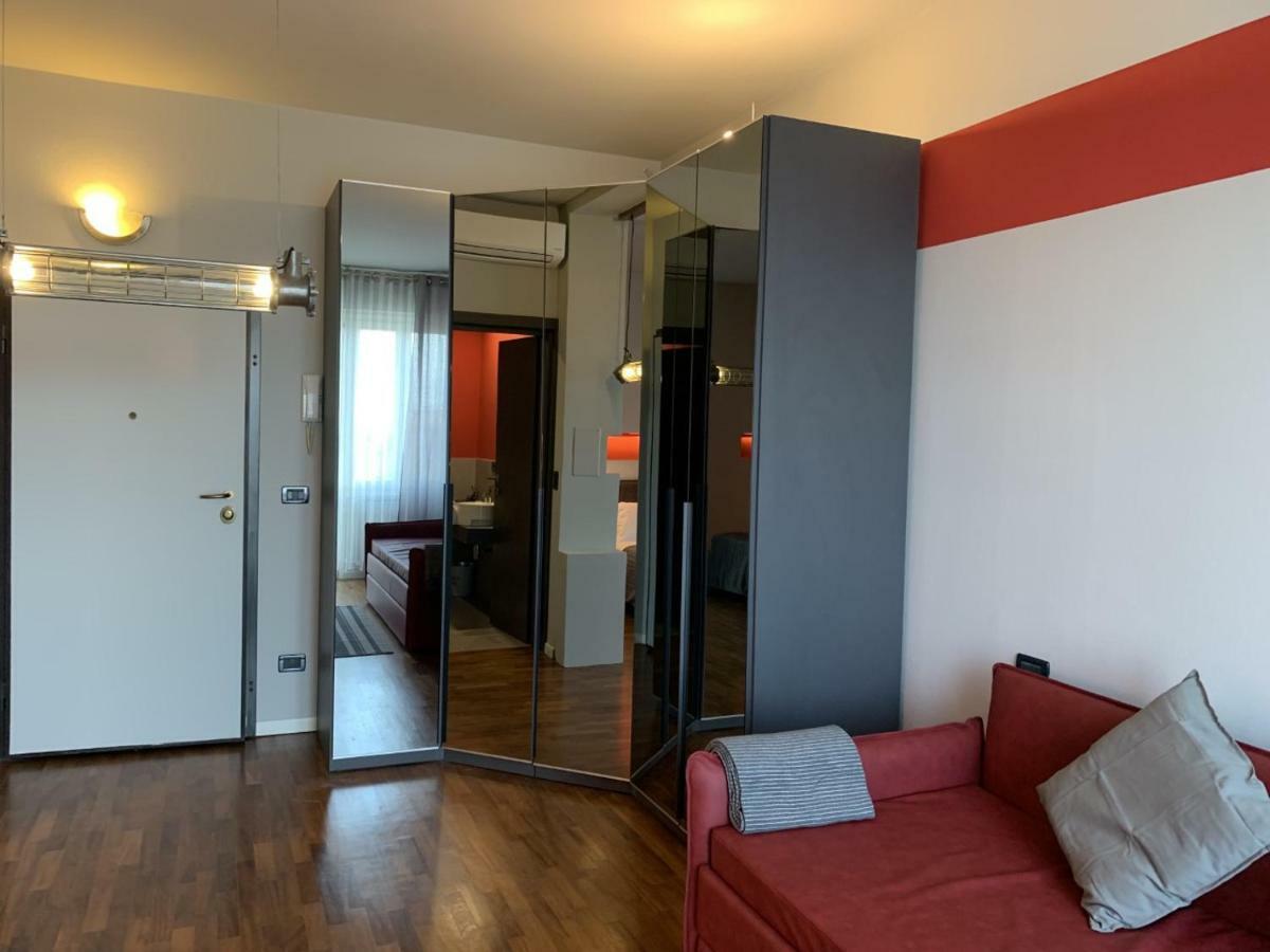 Carlotta Station Suite بولونيا المظهر الخارجي الصورة