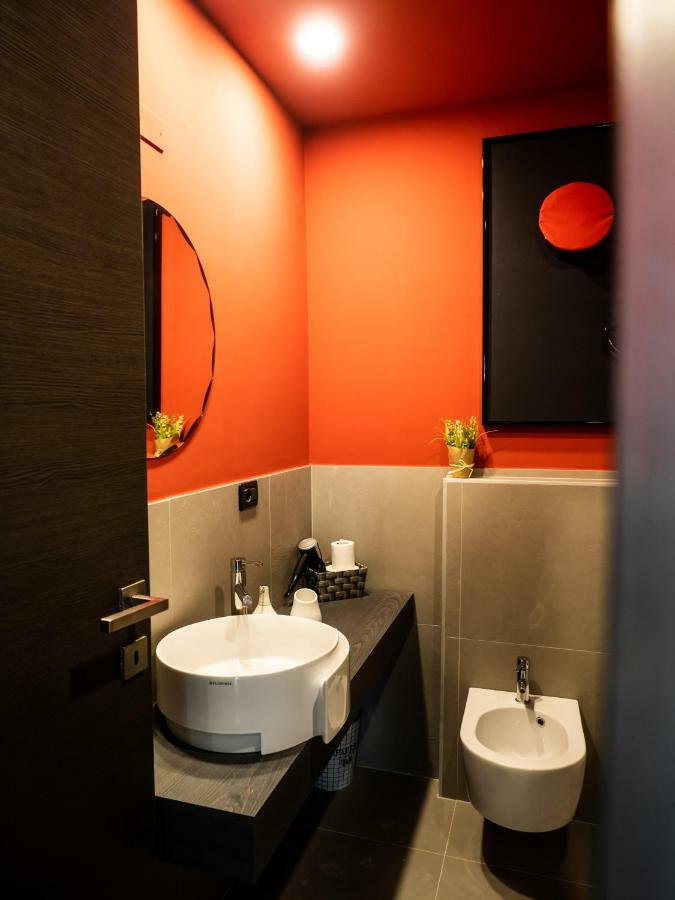 Carlotta Station Suite بولونيا المظهر الخارجي الصورة