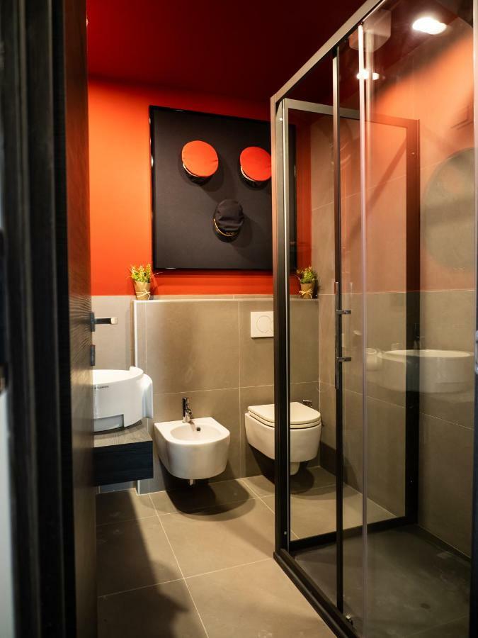 Carlotta Station Suite بولونيا المظهر الخارجي الصورة