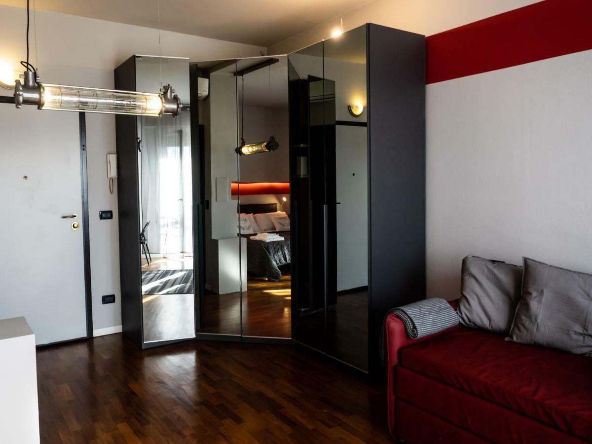 Carlotta Station Suite بولونيا المظهر الخارجي الصورة